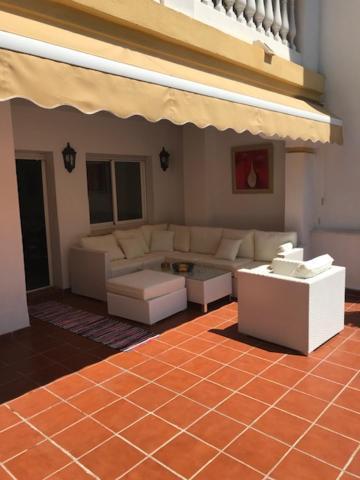 Hacienda Nagueles 1, 2 Bed 2 Bath, Large Terrace 400M From Beach Marbella Zewnętrze zdjęcie