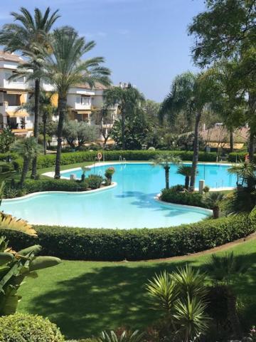 Hacienda Nagueles 1, 2 Bed 2 Bath, Large Terrace 400M From Beach Marbella Zewnętrze zdjęcie