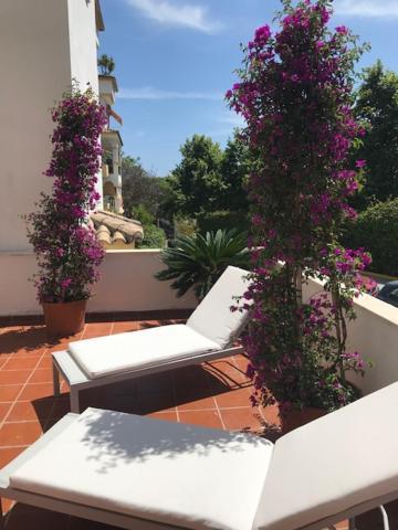 Hacienda Nagueles 1, 2 Bed 2 Bath, Large Terrace 400M From Beach Marbella Zewnętrze zdjęcie